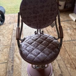 Beauty Chair For Dolls 