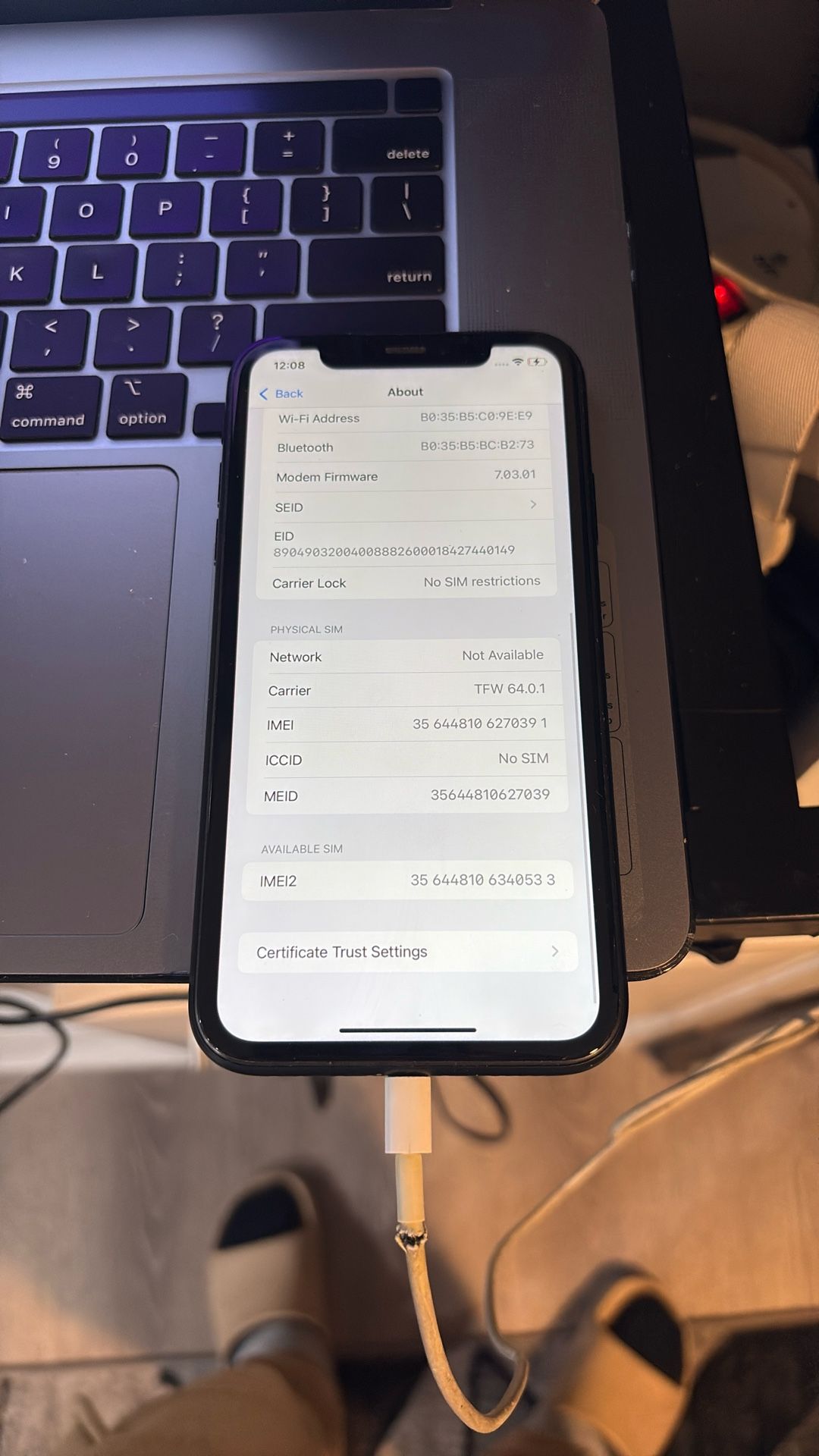 *** APPLE IPHONE X R | (64 GB) | UNLOCKED | GRAPHITE