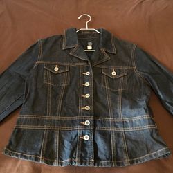 Women’s Jean Jacket (Large)