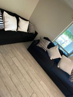 Traditional Couch Set