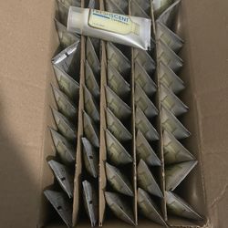 🌿 FreshScent Hospitality Essentials Bundle (48/50 Units Included)