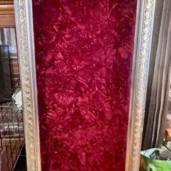 large Frame, Guitar Display
