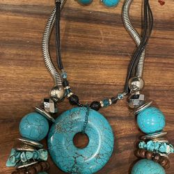 Retro Bohemian Natural Turquoise Necklace And Drop Earring Set
