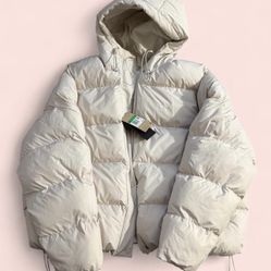 Women’s Nike Puffer Jacket, Cream