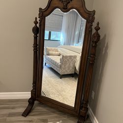 Solid Wood Cheval/ Standing Floor Mirror 