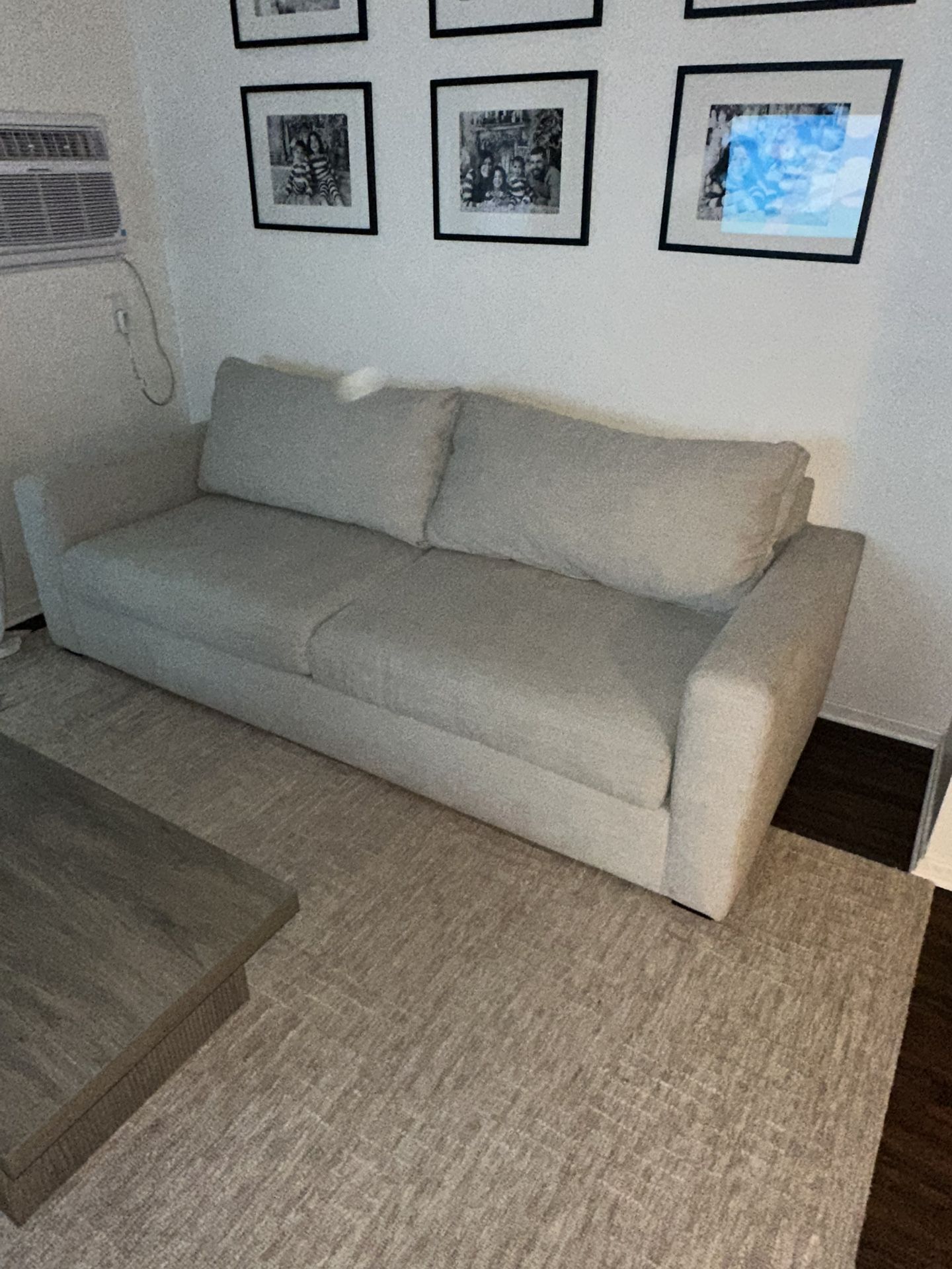 Sofa -couch