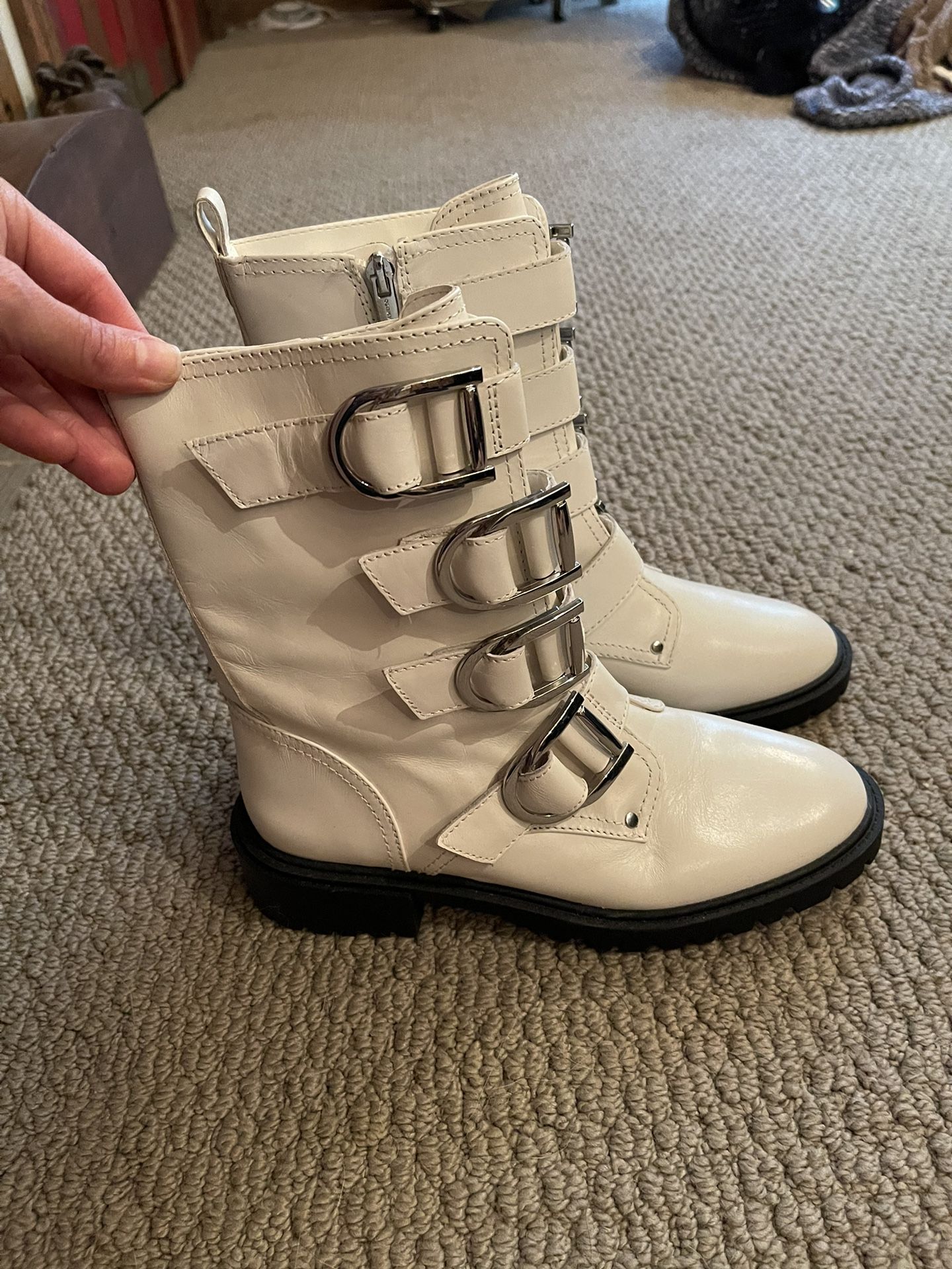 Brand New Vince Camuto Leather Boots In Coconut Cream Size 6.5