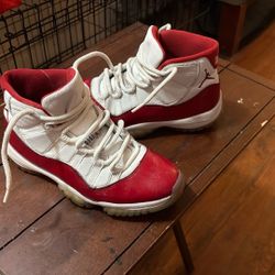 Jordan 11 Cherry