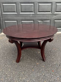 🔥Bombay Company Round Coffee Table - Mahogany Scroll-Leg