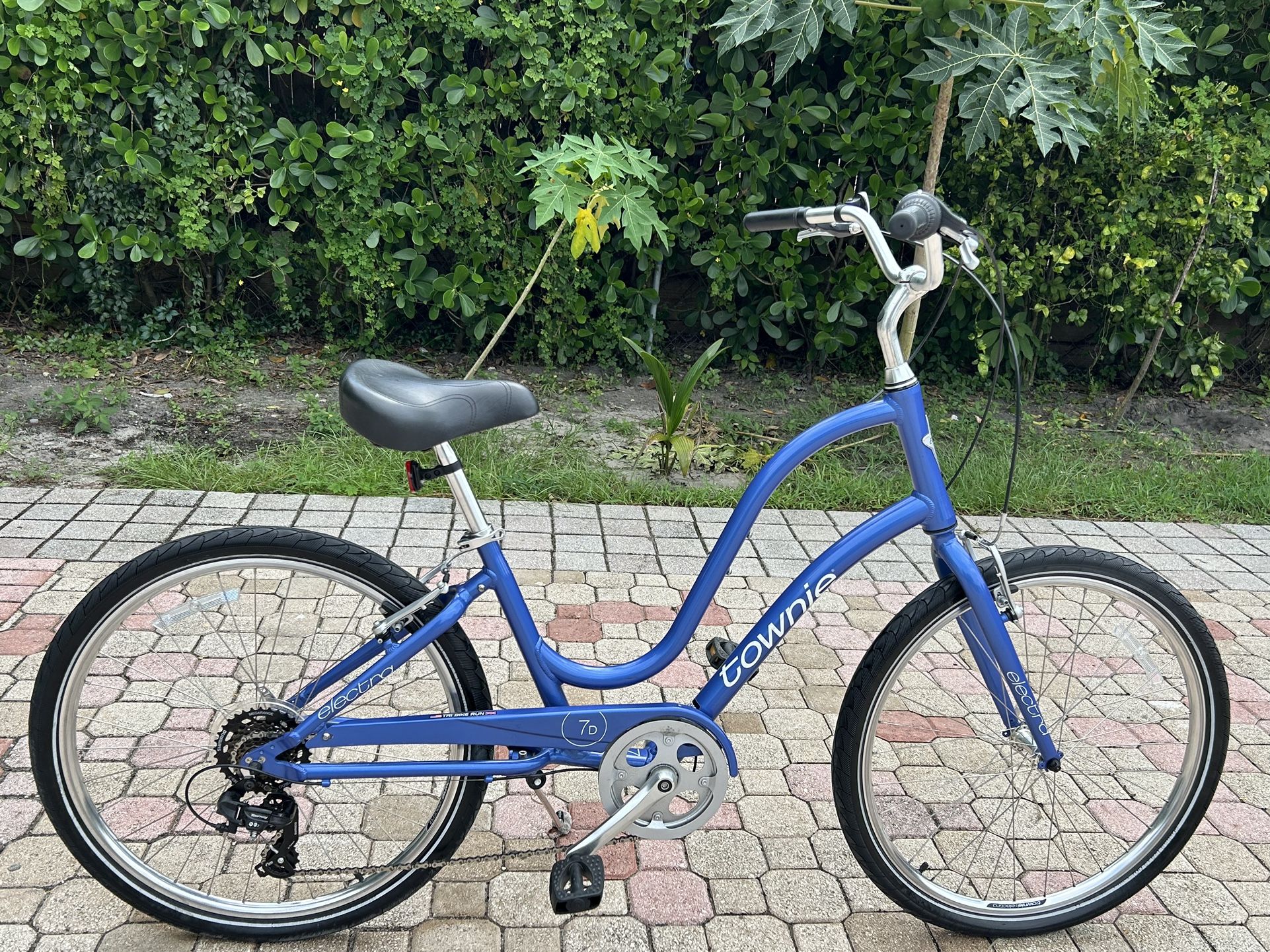 26 TOWNIE 7D STEP THRU 7 SPEED  MEDIUM FRAME LIKE NEW  - READY TO RIDE ✅