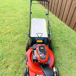 Great Powerful One Pull Start TORO SELF PROPELLED lawn Mower With Bag