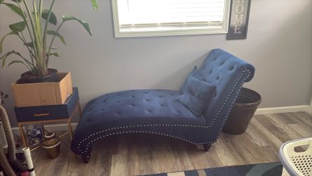 Chaise chair
