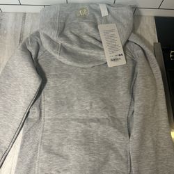 Lululemon Gray Scuba 