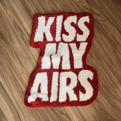 Kiss My Air Handmade Rug
