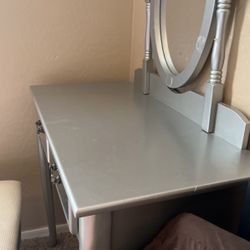 Silver vanity