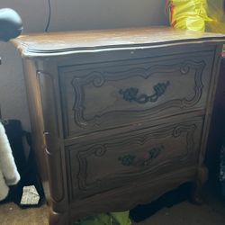Night dresser 