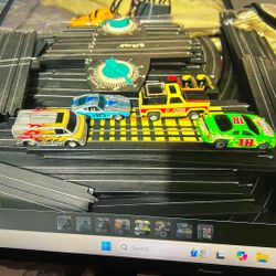 Tyco Slot Car Track Large Set  See Picture For Details 