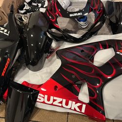 2002 gsxr1000 fairings 