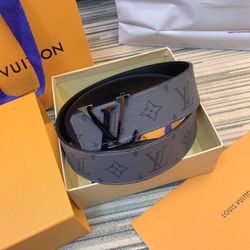 Louis Vuitton Men’s Belt Father Day’s Gift 