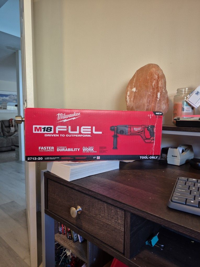 Milwaukee M18 FUEL Hammerdrill