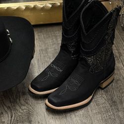 Botas y texana para hombre
