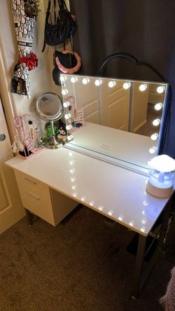 Vanity set