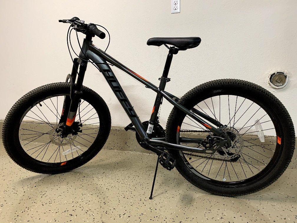 Huffy 24" Scout Boys' Hardtail 21-Speed Mountain Bike with Disc Brakes