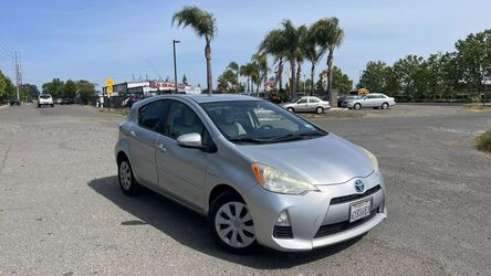 2012 Toyota Prius c