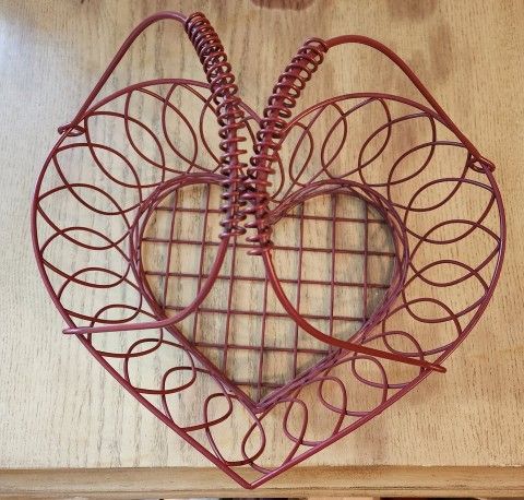 Large Red 13-1/2" Metal Wire Heart Basket