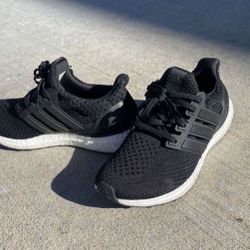 Ultraboost Woman Size 8