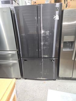 Samsung 28 Cu. Ft. French Door Refrigerator – Black Stainless Steel
