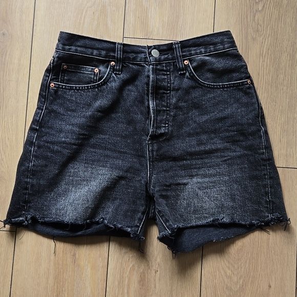 Denim Forum The Yoko Hi rise Mid thigh Denim Short size 27