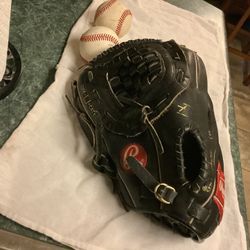 Rawlings 12.5” Right Handed Catch Left Handed Throw Baseball/softball Glove Model RSE36B Comes With Either 2 Baseballs Or Softballs