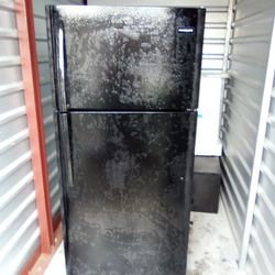 Frigidaire Refrigerator 30w X 32 D X 66h 