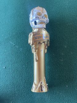 Negra Modelo Full Skull New In Box 100$