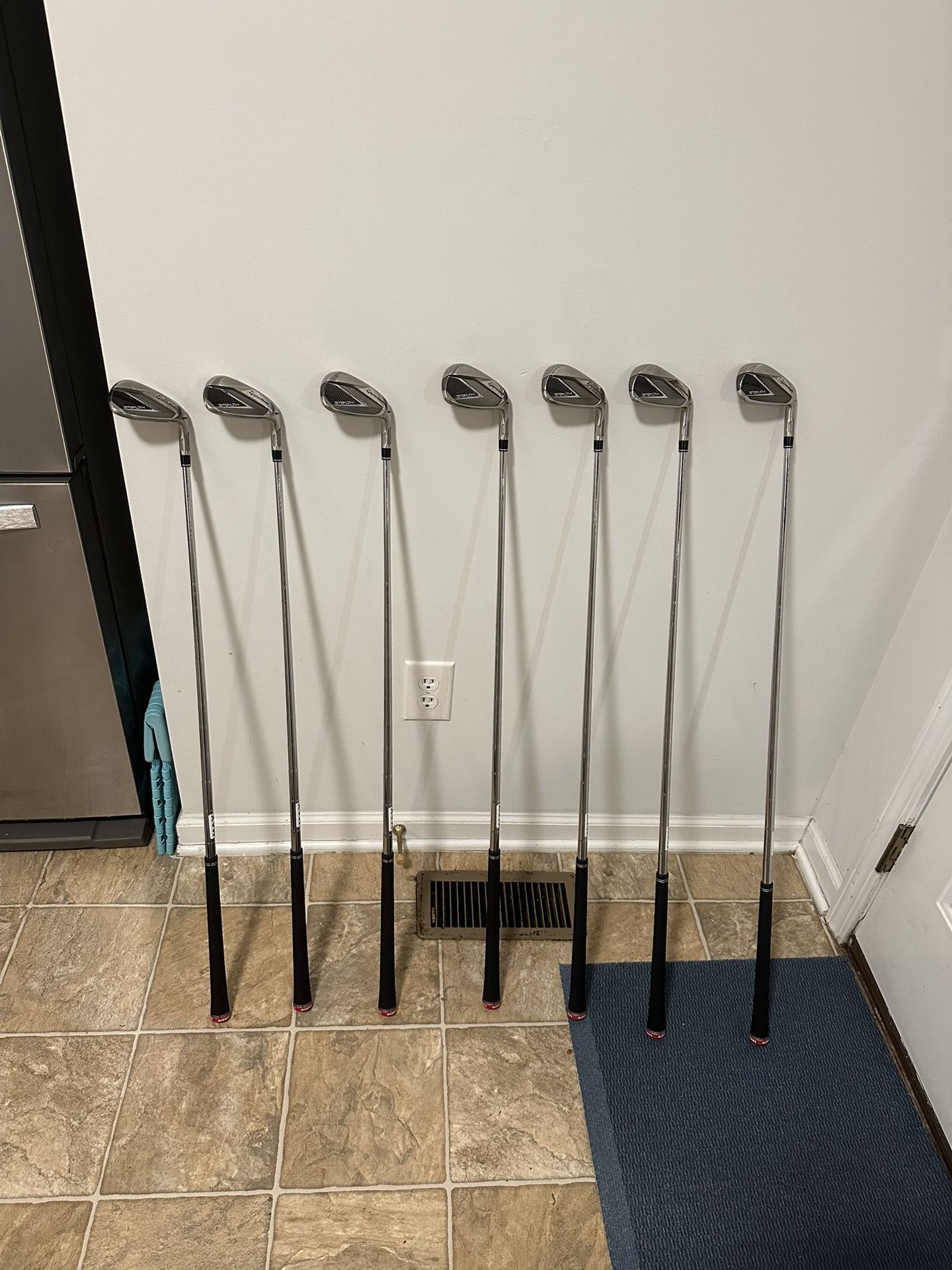 Taylormade Stealth Irons