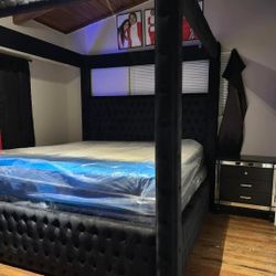AP🎉 Canopy Queen Bed, Color Options// Financing & Delivery 