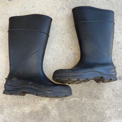 Servlis Boots Rubber 11in