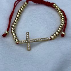 Gold Plated Red String/Cross Bracelet 