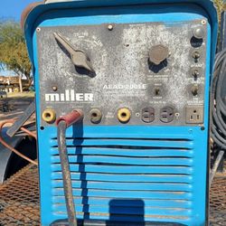 Miller AEAD 200LE  Welding Generator 