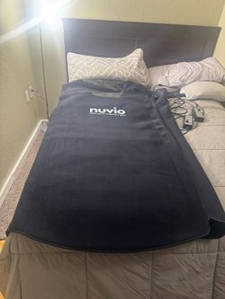 Nuvio red light therapy bag