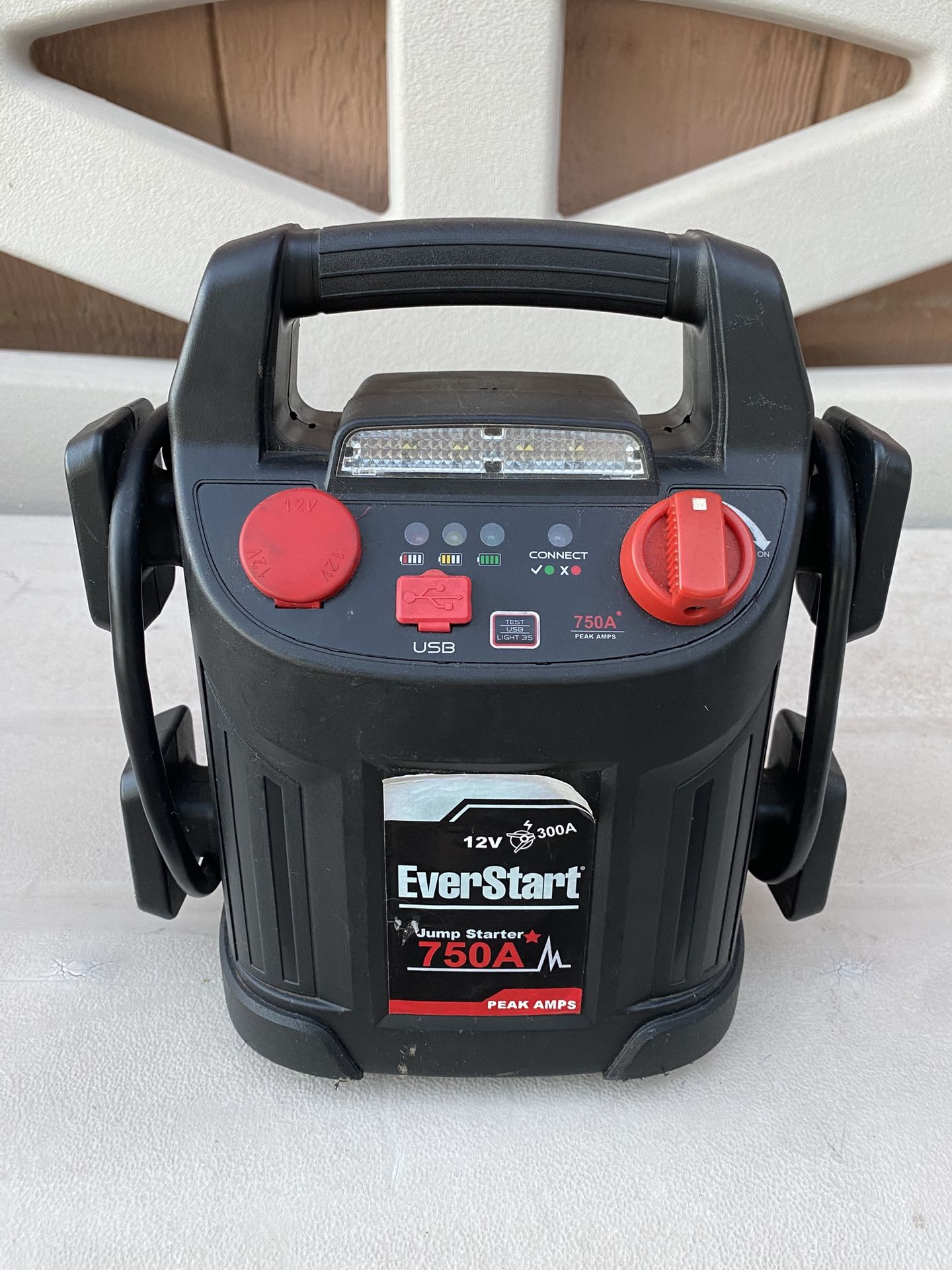 Everlast Jump Starter