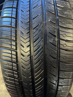 1 llanta 255/45ZR20 MICHELIN PILOT SPORT ALL SEASON 4 