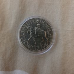 1977 Queen Elizabeth II Silver Jubilee commemorative crown coin