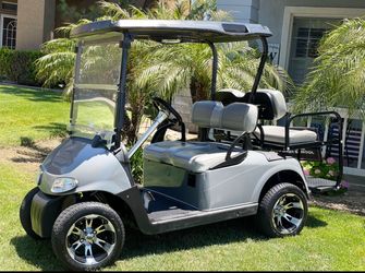 EZGO RXV Golf Cart