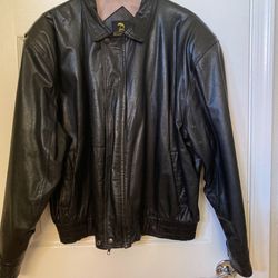 Leather Men’s Jacket Neiman Marcus Like New Zipper Front