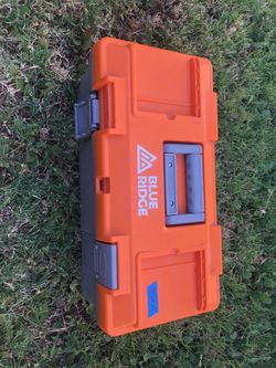18” hand toolbox w Tote