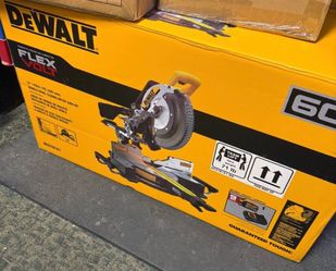 DEWALT FLEXVOLT 60V 12" Sliding Miter Saw Kit