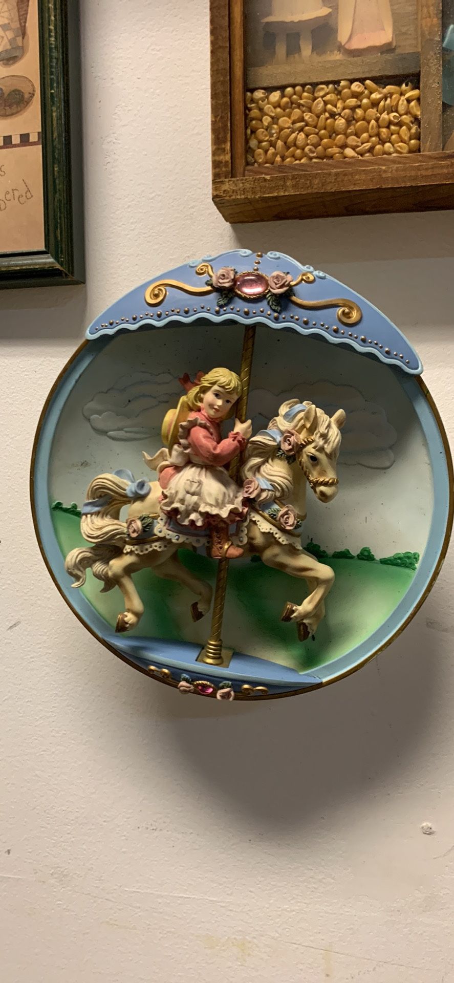 Musical Carousel π Decor