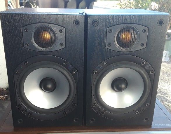 One Pair of Monitor Audio, Bronze B1 speakers